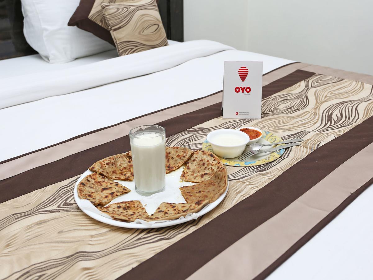 גרייטר נוידה Oyo 8910 Celeste Inn מראה חיצוני תמונה